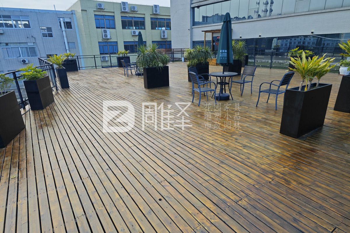 番禺南村华鑫大厦空中花园旧木地板翻新项目工程案例(图4)